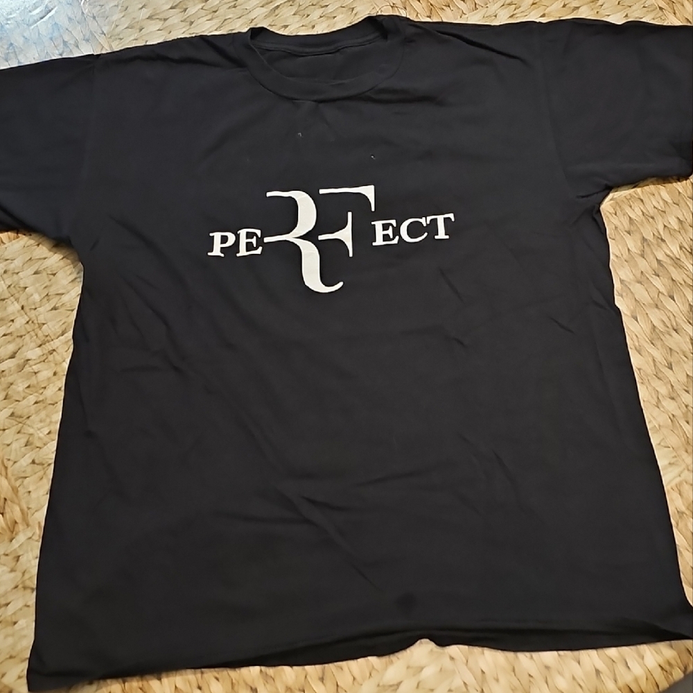 Black Short Sleeve Tee